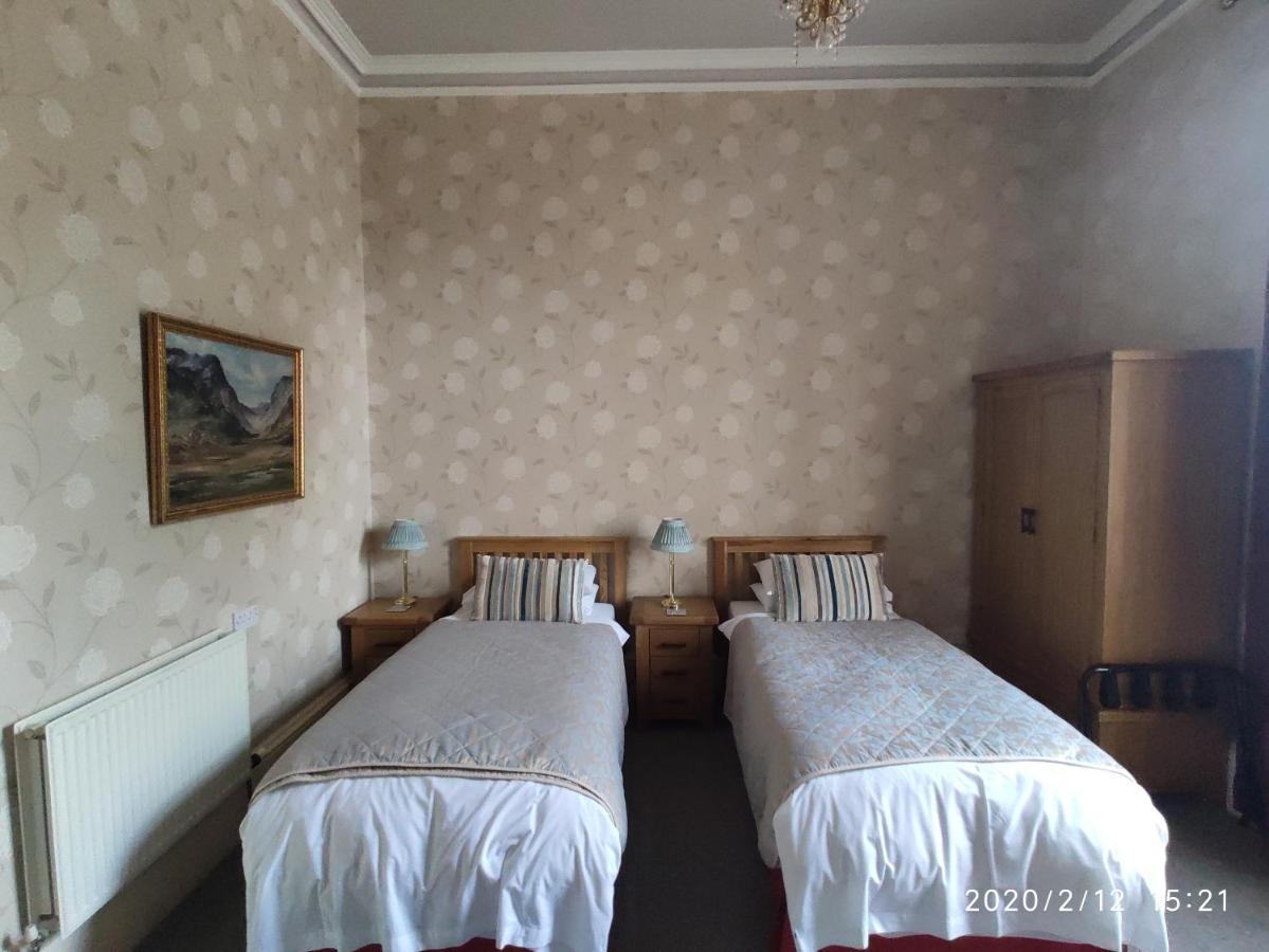 The Lodge Guest House เอลจิน ภายนอก รูปภาพ
